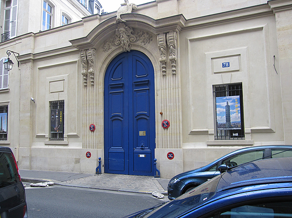Bluedoor2