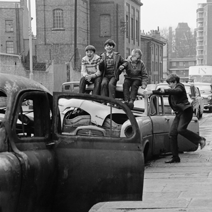 Henry-grant_-1967-04-c-henry-grant-collection_-museum-of-london-on-display-for-london-street-photography-at-the-museum