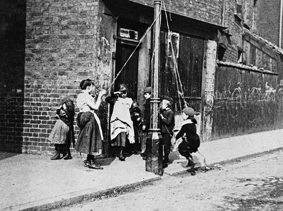 Lambeth_-1893-c-estate-of-paul-martin_-museum-of-london