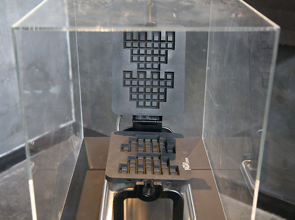 Invaderwaffleiron